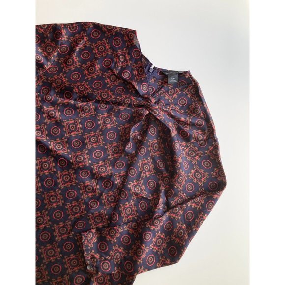 CLUB MONACO Navy Red Foulard Biscuit Print Twill Twist Front Blouse Top, Size XS - Picture 7 of 12